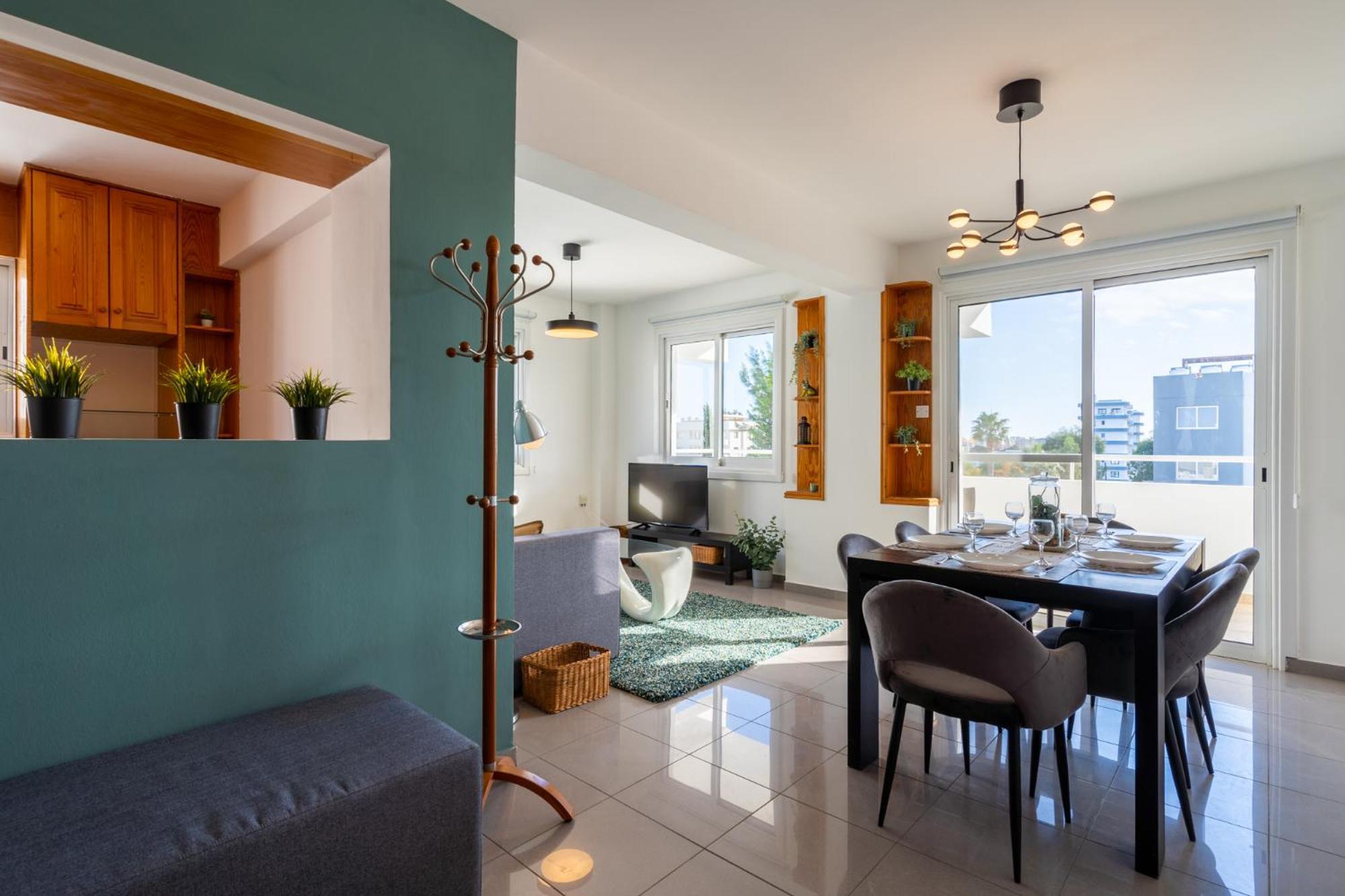 Jayde 2-Bedroom Apartment In Larnaca Exterior photo