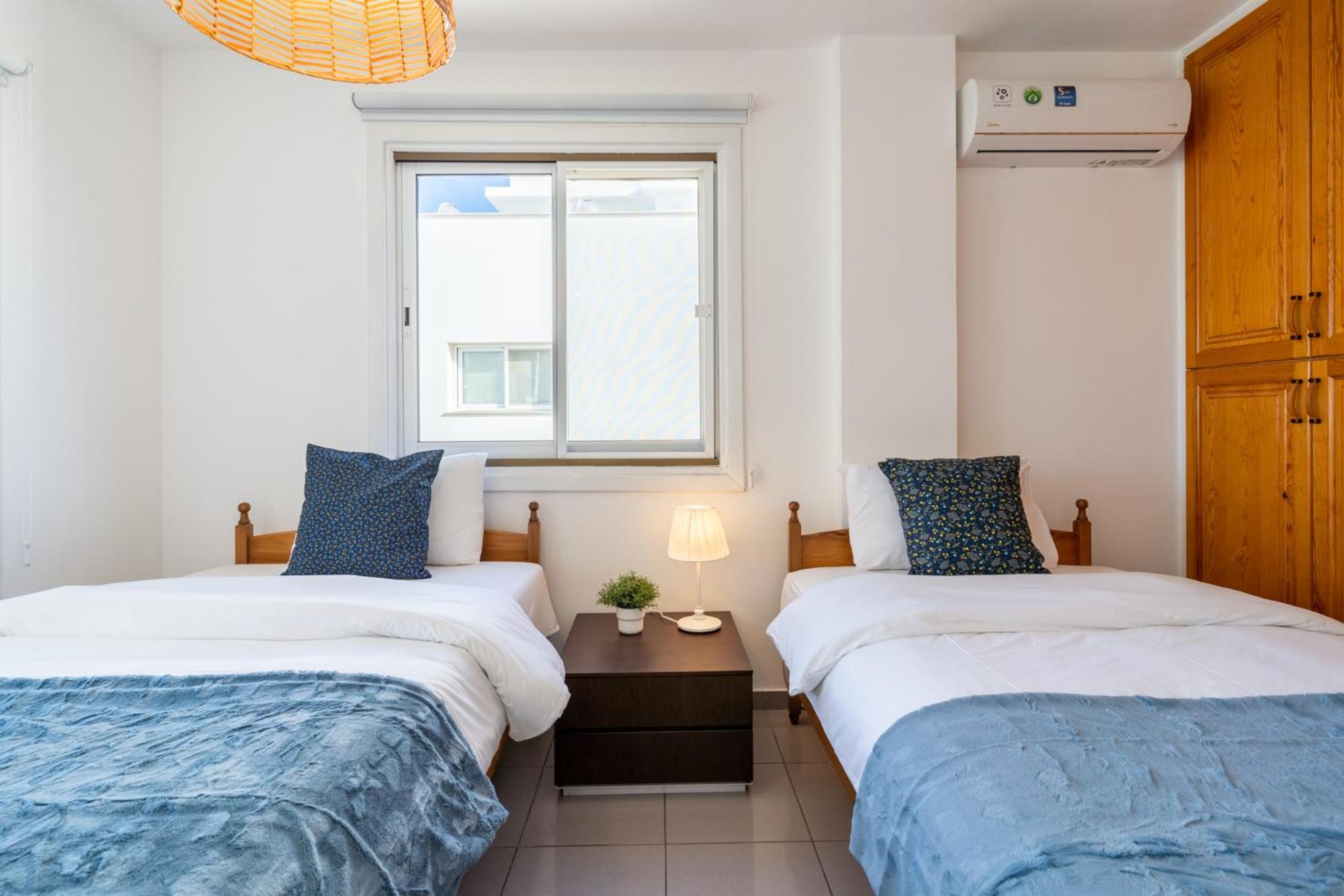 Jayde 2-Bedroom Apartment In Larnaca Exterior photo